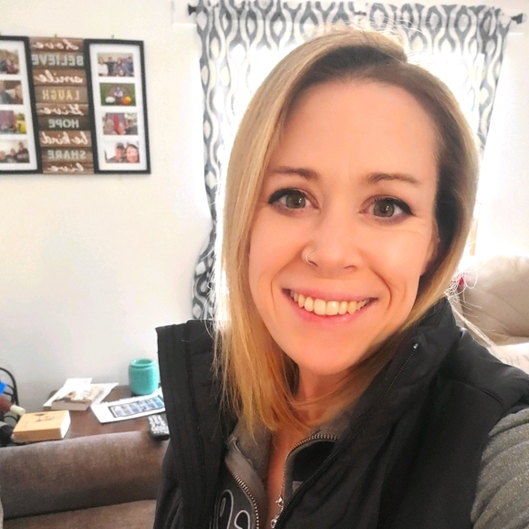 Meet your Posher, Bren - Picture 1 of 1